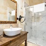 Otel Uzay Cave