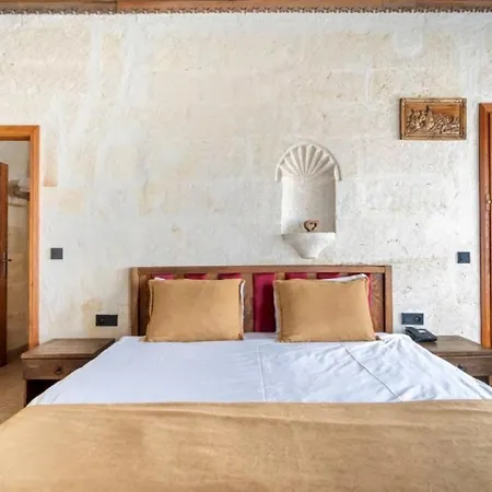 Otel Uzay Cave