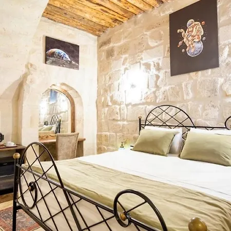 Uzay Cave Szálloda Ürgüp