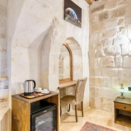 Uzay Cave Szálloda Ürgüp