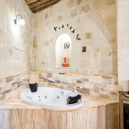 Szálloda Uzay Cave *