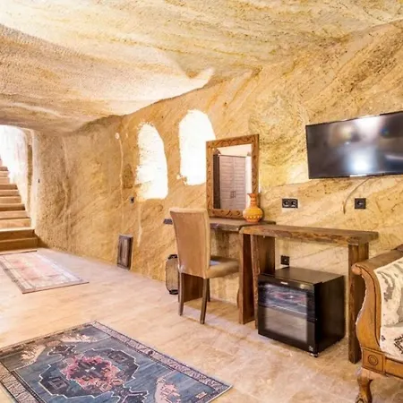 Otel Uzay Cave