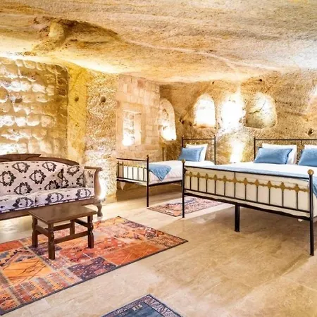 Uzay Cave 3* Ургуп