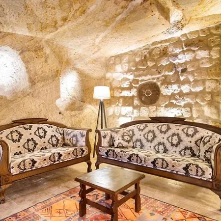 Отель Uzay Cave *