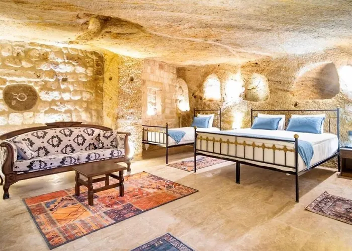 Uzay Cave * ウルギュップ